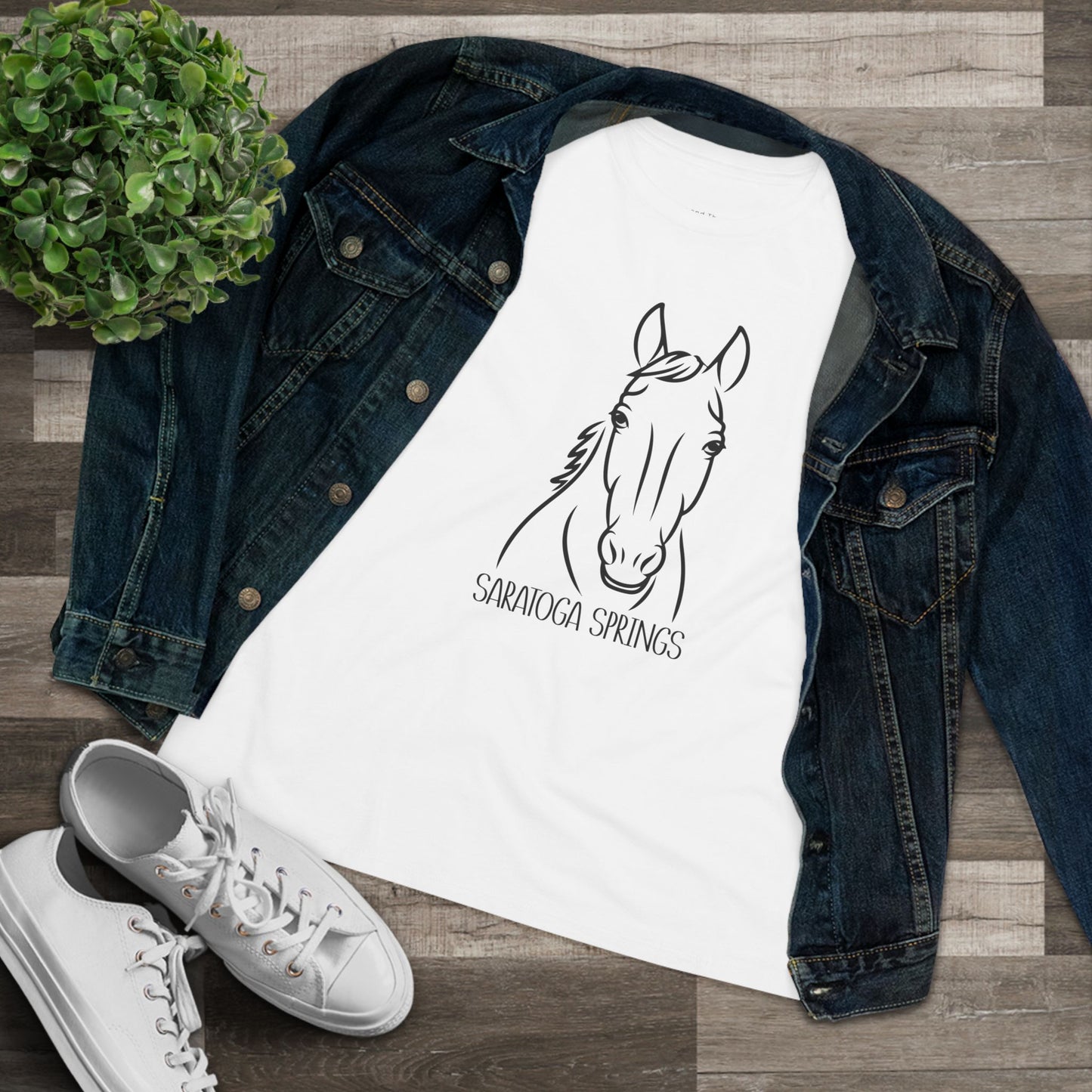 Saratoga Filly Women's Semi-Relaxed T-Shirt